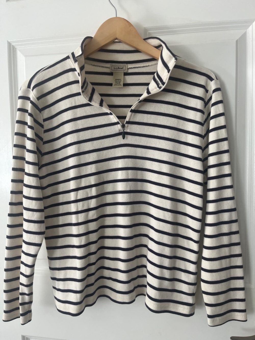 LL Bean 100% Cotton, Quarter Zip Sweater striped sz medium, cream, navy blue - Picture 1 of 3
